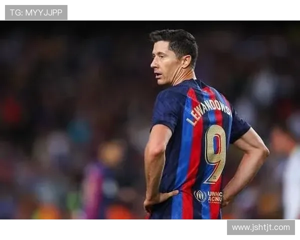 罗伯特莱万多夫斯基领衔波兰足球崛起再现绿茵传奇辉煌篇章 罗伯特莱万多夫斯基领衔波兰足球崛起再现绿茵传奇辉煌篇章