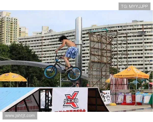 深圳极限运动队以54分稳居联赛积分榜首位展现强劲实力