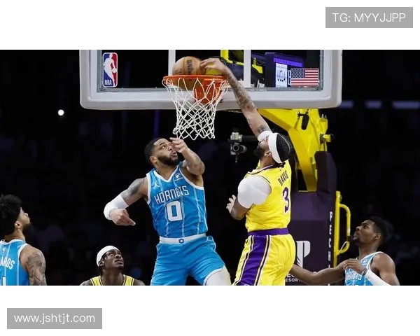 11年黄蜂与湖人经典对决回顾球场上的传奇瞬间与精彩时刻